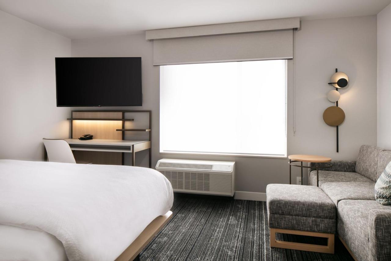 Towneplace Suites By Marriott Oconomowoc Eksteriør bilde