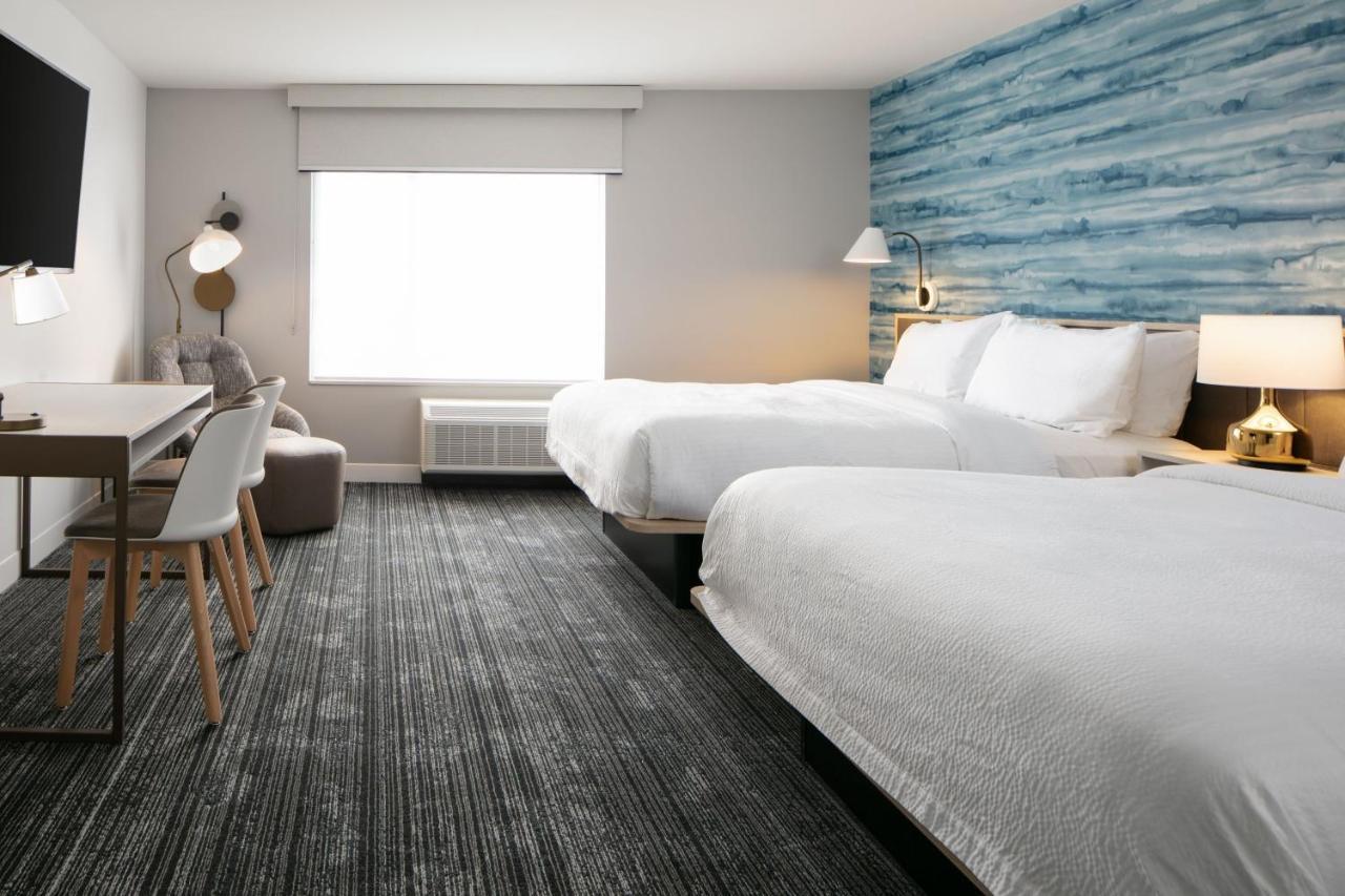 Towneplace Suites By Marriott Oconomowoc Eksteriør bilde